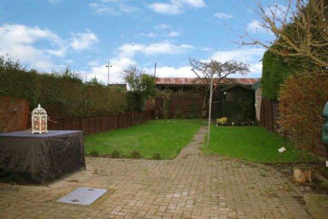  Image of 4 bedroom Semi-Detached house for sale in Lambwood Hill Grazeley Reading RG7 at Lambwood Hill  Reading, RG7 1JN